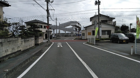駅通りを右折