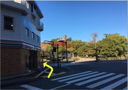 「左折角」セブンイレブン