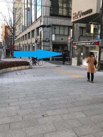 大江橋交番を右に