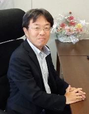 飯田所長　写真