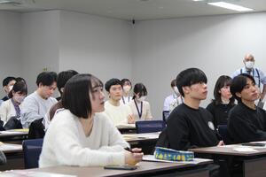 成城大学コラボ授業写真