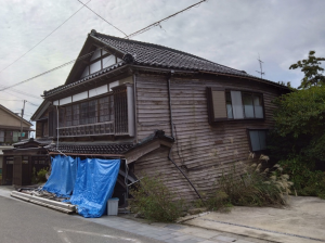 解体されていない家屋