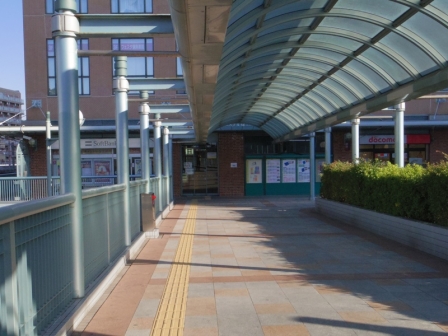 フェスタ立花北館入口